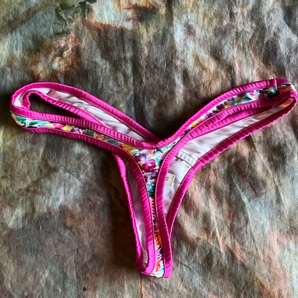 For Love and Lemons Watercolor Thong - Picture 6 of 6